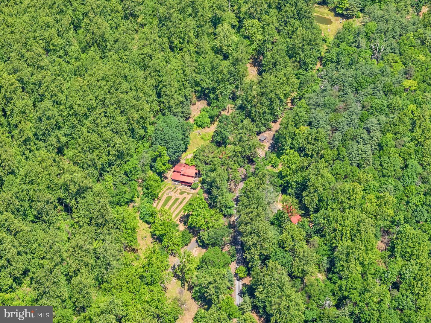 115 OVENTOP MOUNTAIN LN, SPERRYVILLE, Virginia 22740, 3 Bedrooms Bedrooms, ,2 BathroomsBathrooms,Residential,For sale,115 OVENTOP MOUNTAIN LN,VARP2002082 MLS # VARP2002082