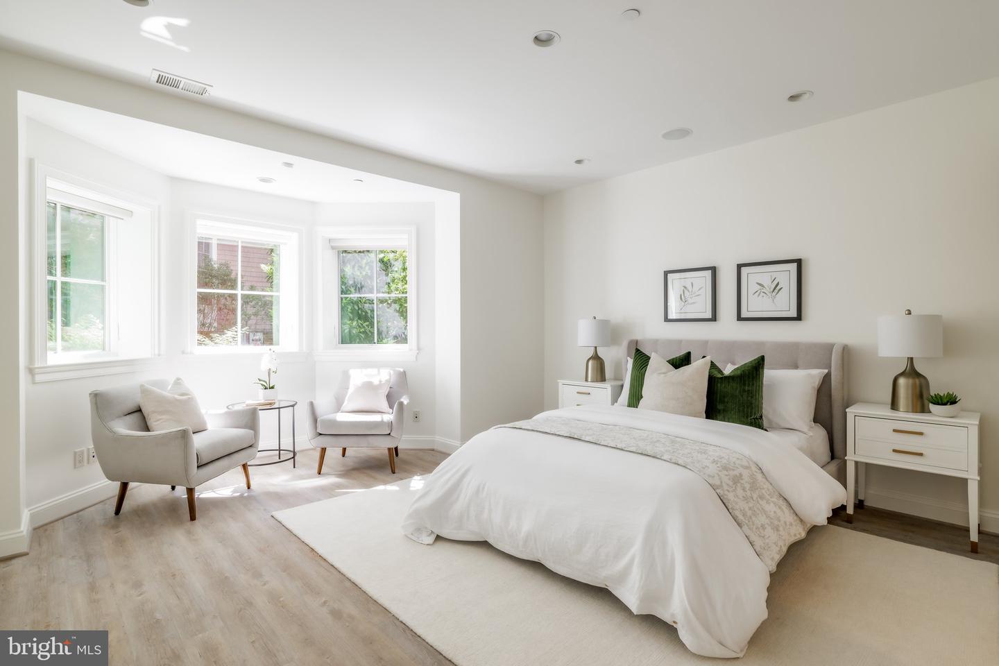 4414 W ST NW, WASHINGTON, District Of Columbia 20007, 5 Bedrooms Bedrooms, ,4 BathroomsBathrooms,Residential,For sale,4414 W ST NW,DCDC2200430 MLS # DCDC2200430