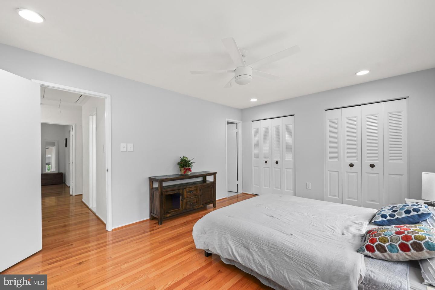 10219 BLAKE LN, OAKTON, Virginia 22124, 3 Bedrooms Bedrooms, ,4 BathroomsBathrooms,Residential,For sale,10219 BLAKE LN,VAFX2240734 MLS # VAFX2240734