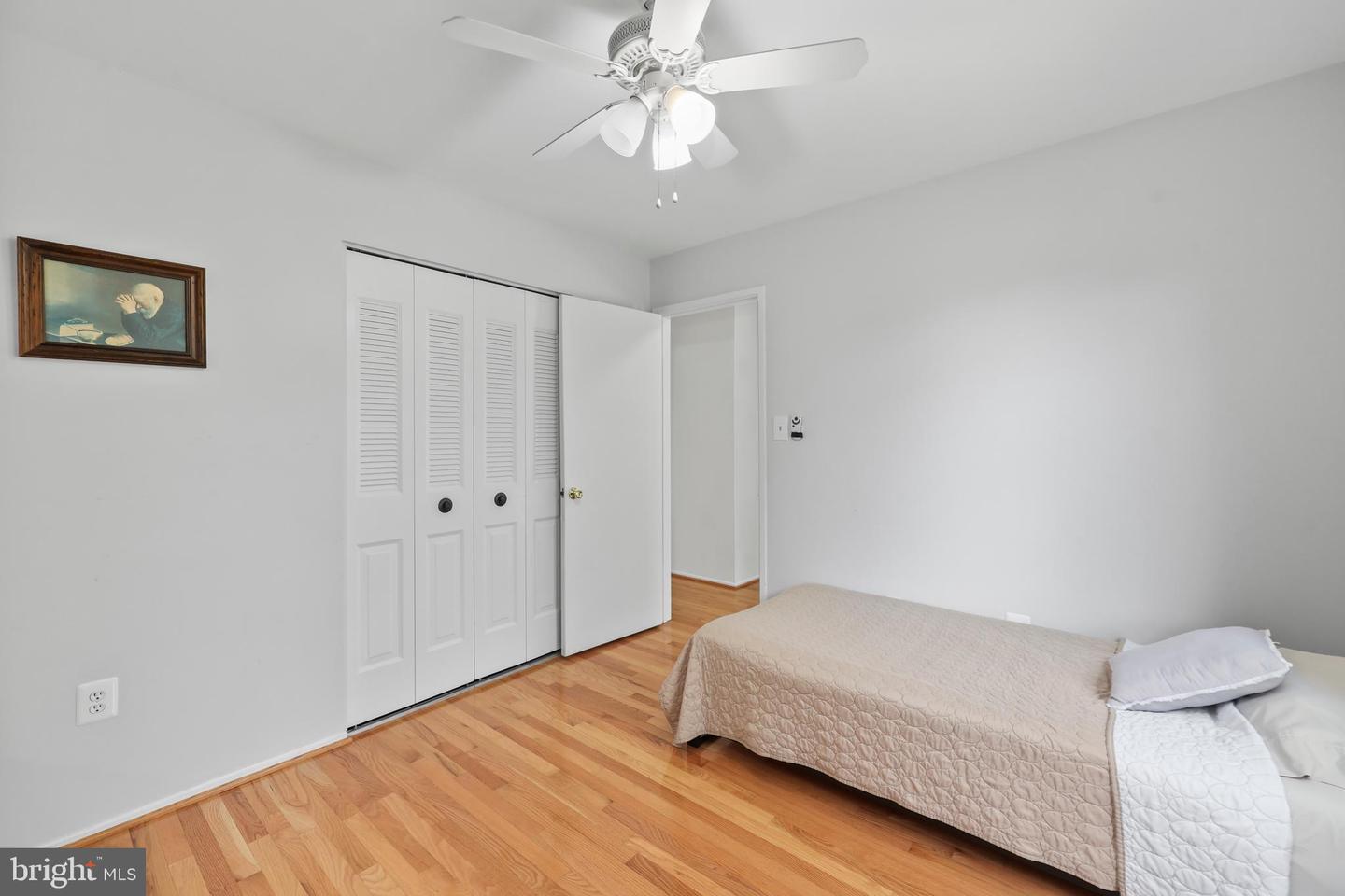10219 BLAKE LN, OAKTON, Virginia 22124, 3 Bedrooms Bedrooms, ,4 BathroomsBathrooms,Residential,For sale,10219 BLAKE LN,VAFX2240734 MLS # VAFX2240734