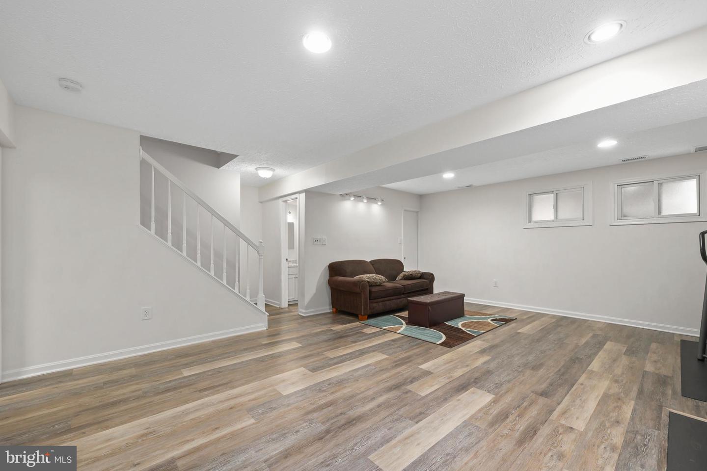 10219 BLAKE LN, OAKTON, Virginia 22124, 3 Bedrooms Bedrooms, ,4 BathroomsBathrooms,Residential,For sale,10219 BLAKE LN,VAFX2240734 MLS # VAFX2240734