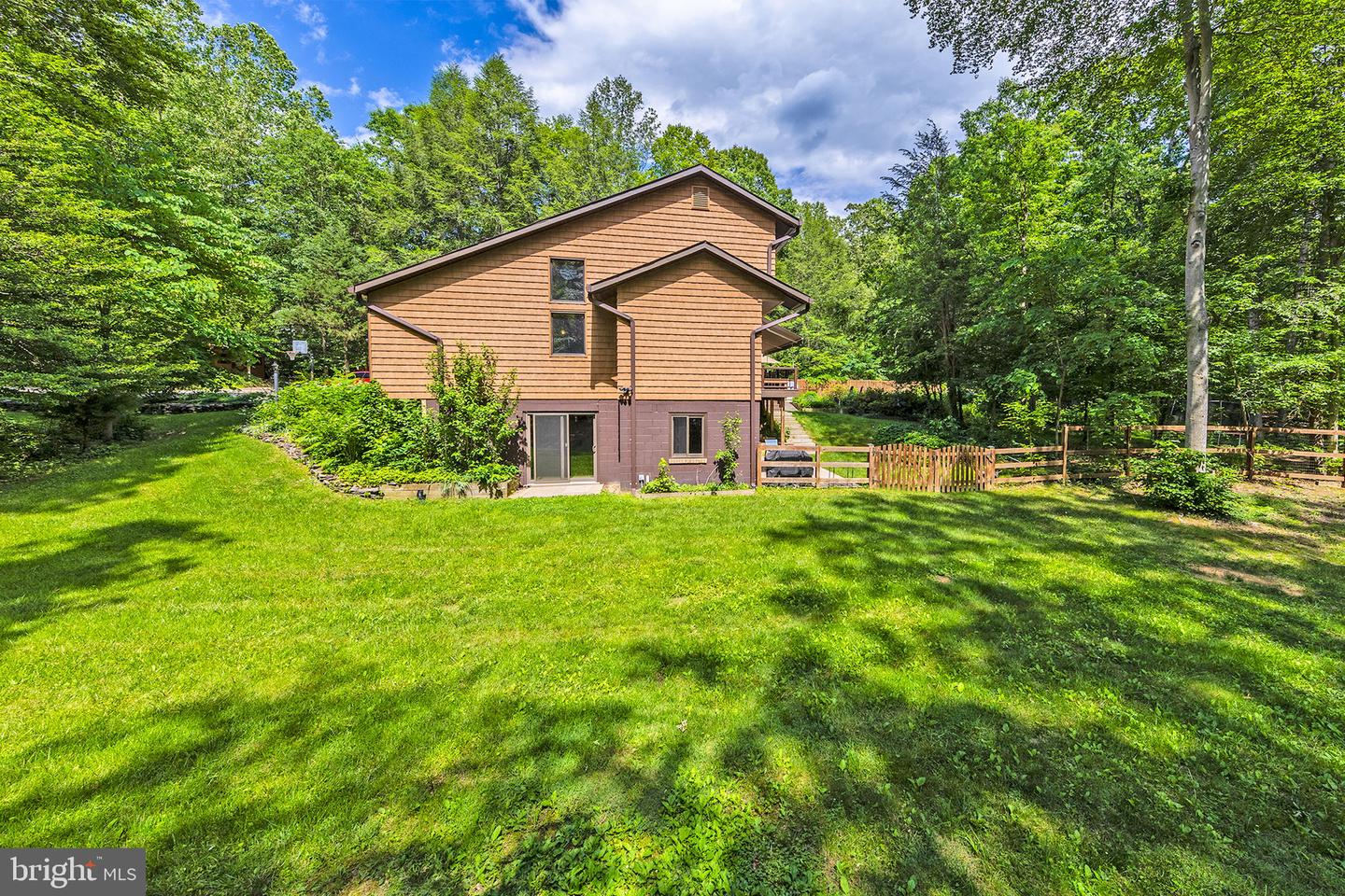 8323 MORNINGSIDE DR, MANASSAS, Virginia 20112, 5 Bedrooms Bedrooms, ,3 BathroomsBathrooms,Residential,For sale,8323 MORNINGSIDE DR,VAPW2094622 MLS # VAPW2094622