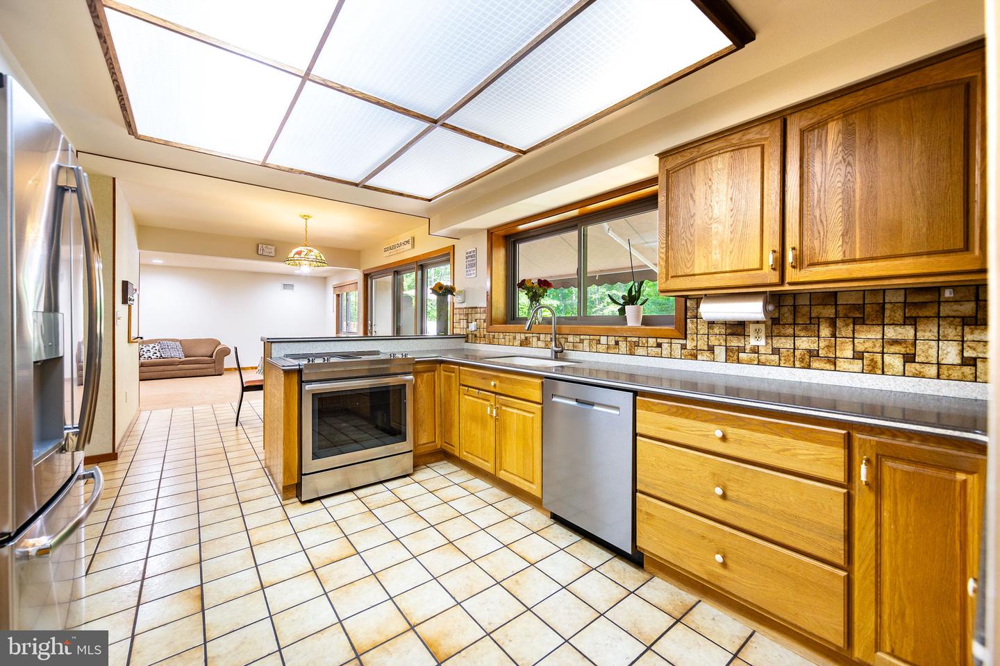 8323 MORNINGSIDE DR, MANASSAS, Virginia 20112, 5 Bedrooms Bedrooms, ,3 BathroomsBathrooms,Residential,For sale,8323 MORNINGSIDE DR,VAPW2094622 MLS # VAPW2094622