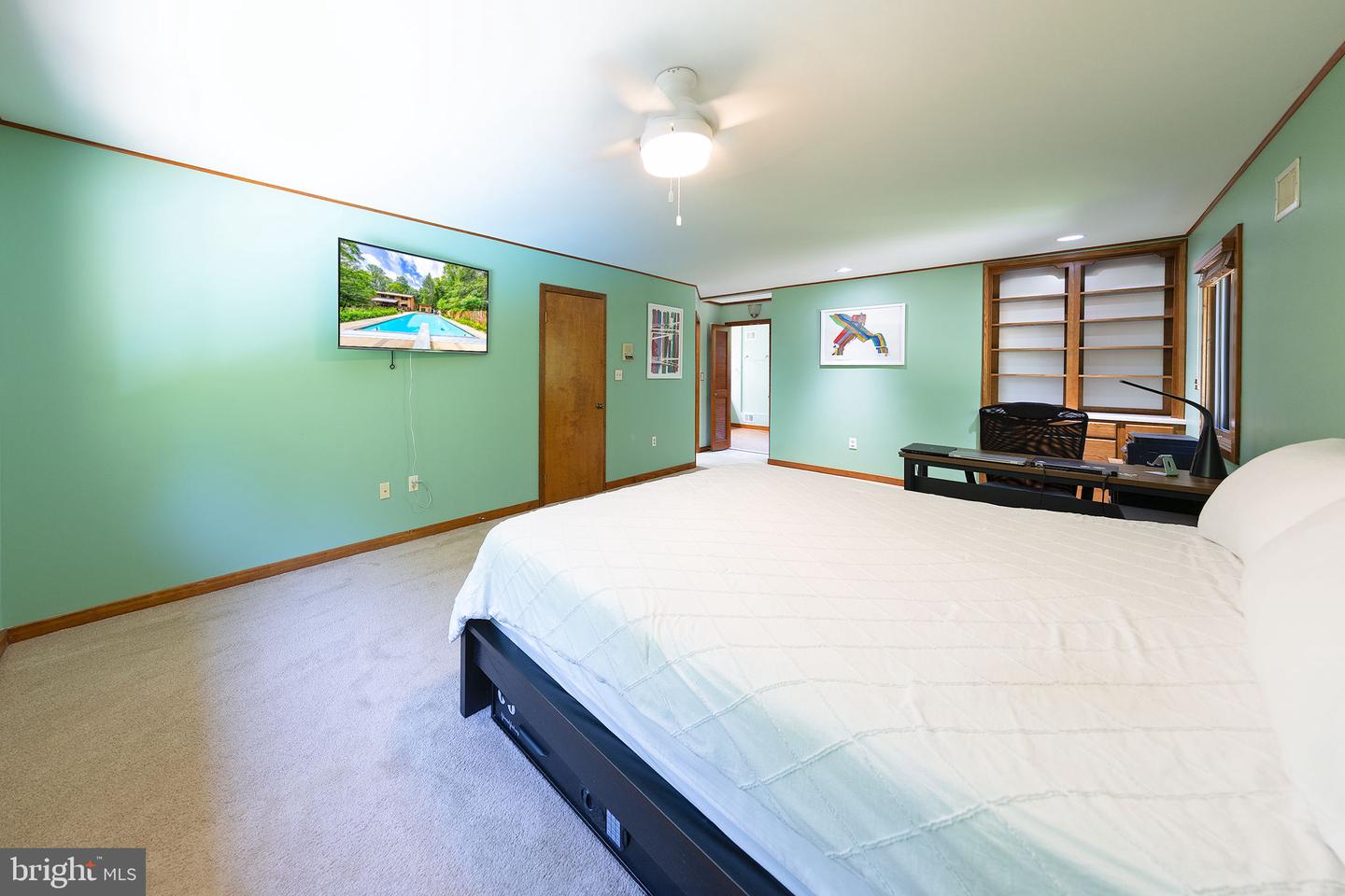 8323 MORNINGSIDE DR, MANASSAS, Virginia 20112, 5 Bedrooms Bedrooms, ,3 BathroomsBathrooms,Residential,For sale,8323 MORNINGSIDE DR,VAPW2094622 MLS # VAPW2094622