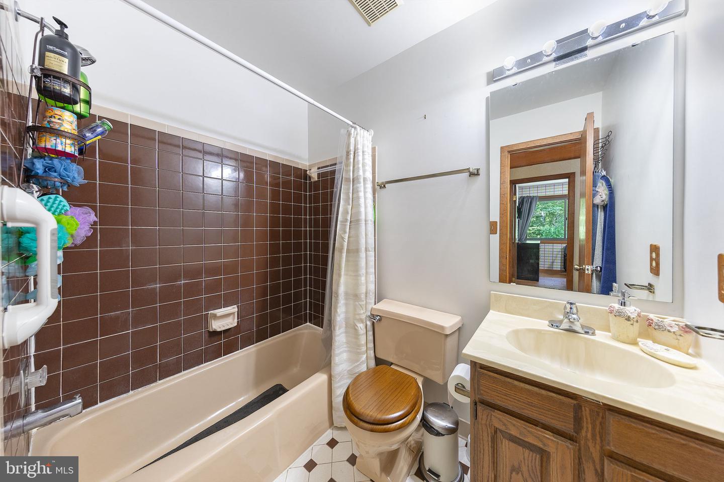 8323 MORNINGSIDE DR, MANASSAS, Virginia 20112, 5 Bedrooms Bedrooms, ,3 BathroomsBathrooms,Residential,For sale,8323 MORNINGSIDE DR,VAPW2094622 MLS # VAPW2094622