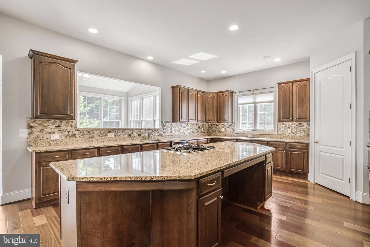 43577 PABLO CREEK CT, ASHBURN, Virginia 20147, 6 Bedrooms Bedrooms, ,6 BathroomsBathrooms,Residential,For sale,43577 PABLO CREEK CT,VALO2096450 MLS # VALO2096450