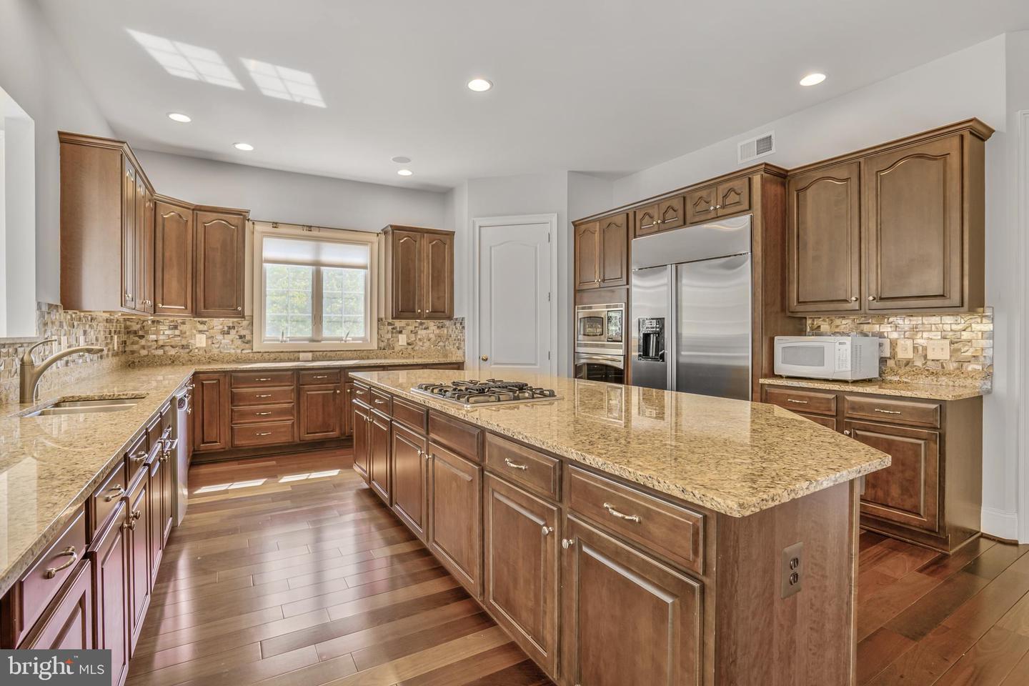 43577 PABLO CREEK CT, ASHBURN, Virginia 20147, 6 Bedrooms Bedrooms, ,6 BathroomsBathrooms,Residential,For sale,43577 PABLO CREEK CT,VALO2096450 MLS # VALO2096450