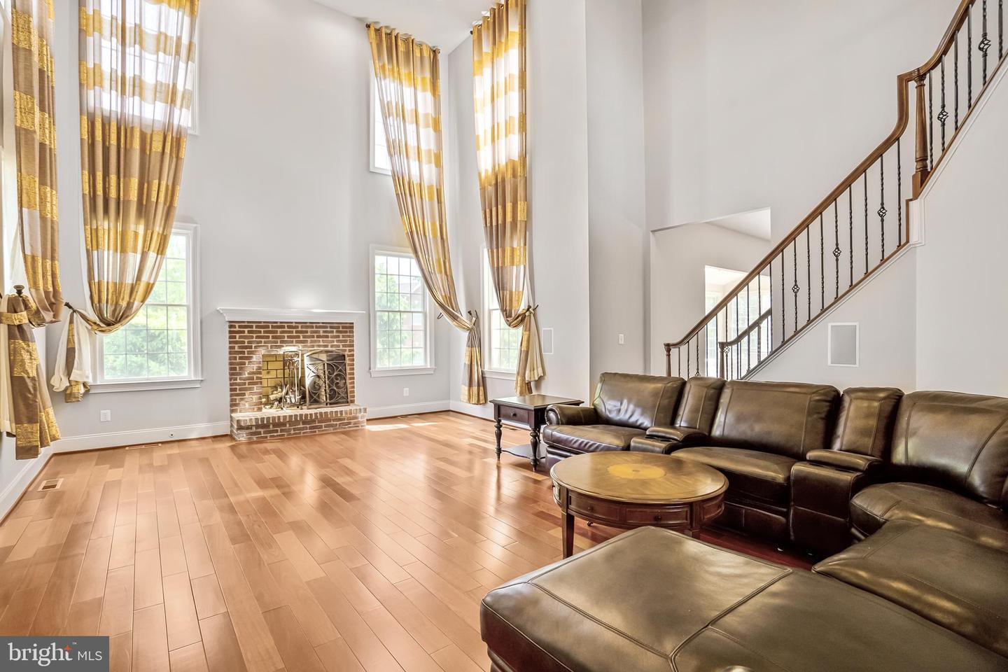 43577 PABLO CREEK CT, ASHBURN, Virginia 20147, 6 Bedrooms Bedrooms, ,6 BathroomsBathrooms,Residential,For sale,43577 PABLO CREEK CT,VALO2096450 MLS # VALO2096450