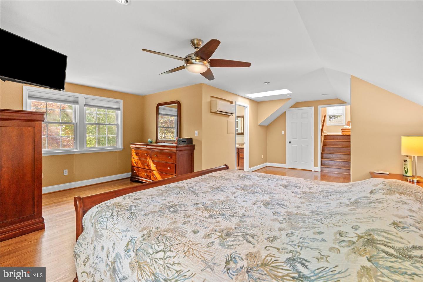 1106 ALDEN RD, ALEXANDRIA, Virginia 22308, 4 Bedrooms Bedrooms, ,4 BathroomsBathrooms,Residential,For sale,1106 ALDEN RD,VAFX2240940 MLS # VAFX2240940