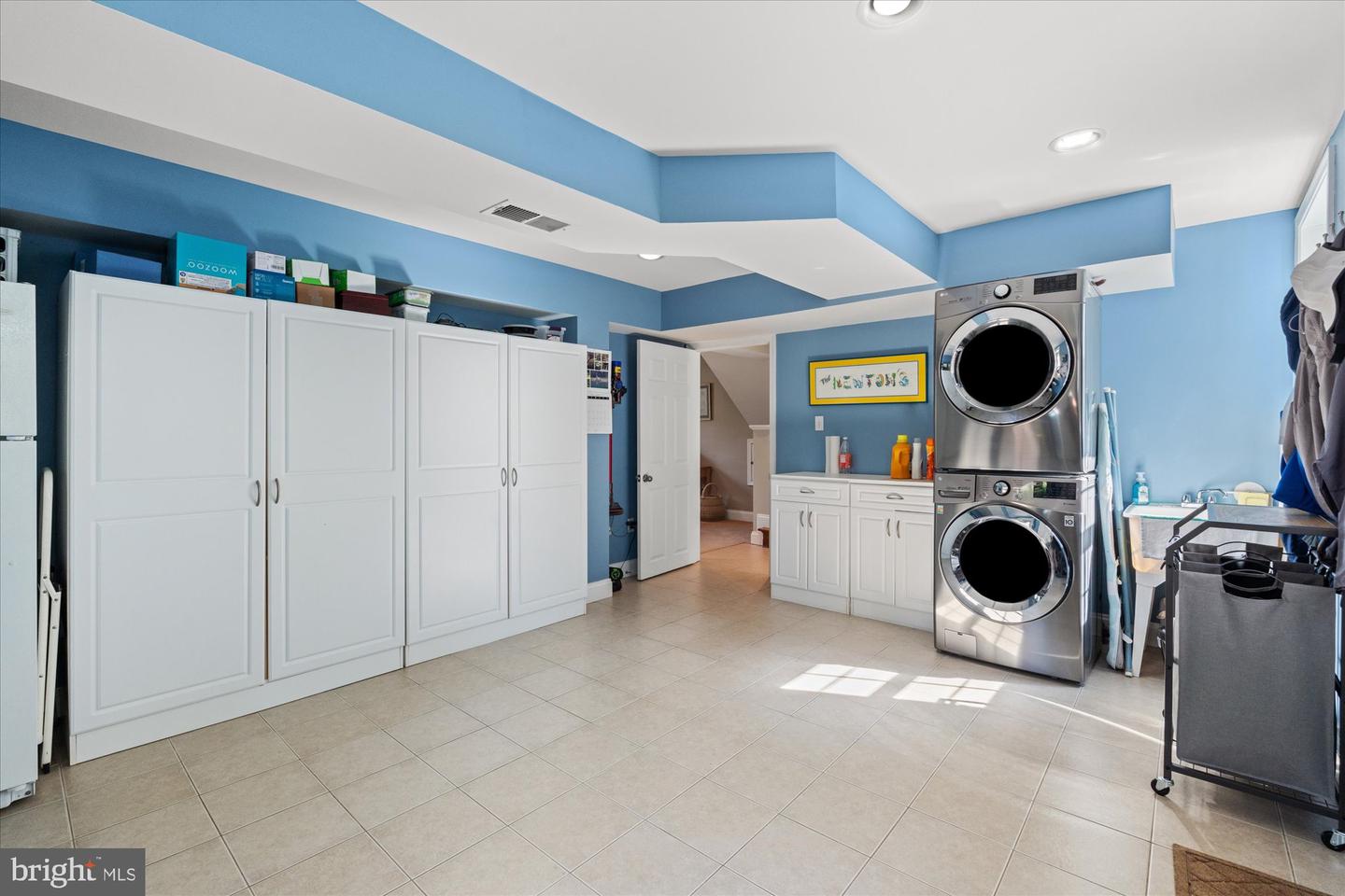 1106 ALDEN RD, ALEXANDRIA, Virginia 22308, 4 Bedrooms Bedrooms, ,4 BathroomsBathrooms,Residential,For sale,1106 ALDEN RD,VAFX2240940 MLS # VAFX2240940