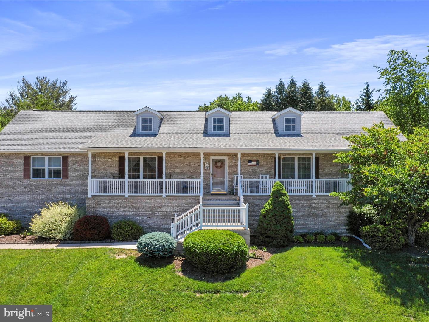 715 STONECREST DR, WOODSTOCK, Virginia 22664, 3 Bedrooms Bedrooms, ,2 BathroomsBathrooms,Residential,For sale,715 STONECREST DR,VASH2011472 MLS # VASH2011472