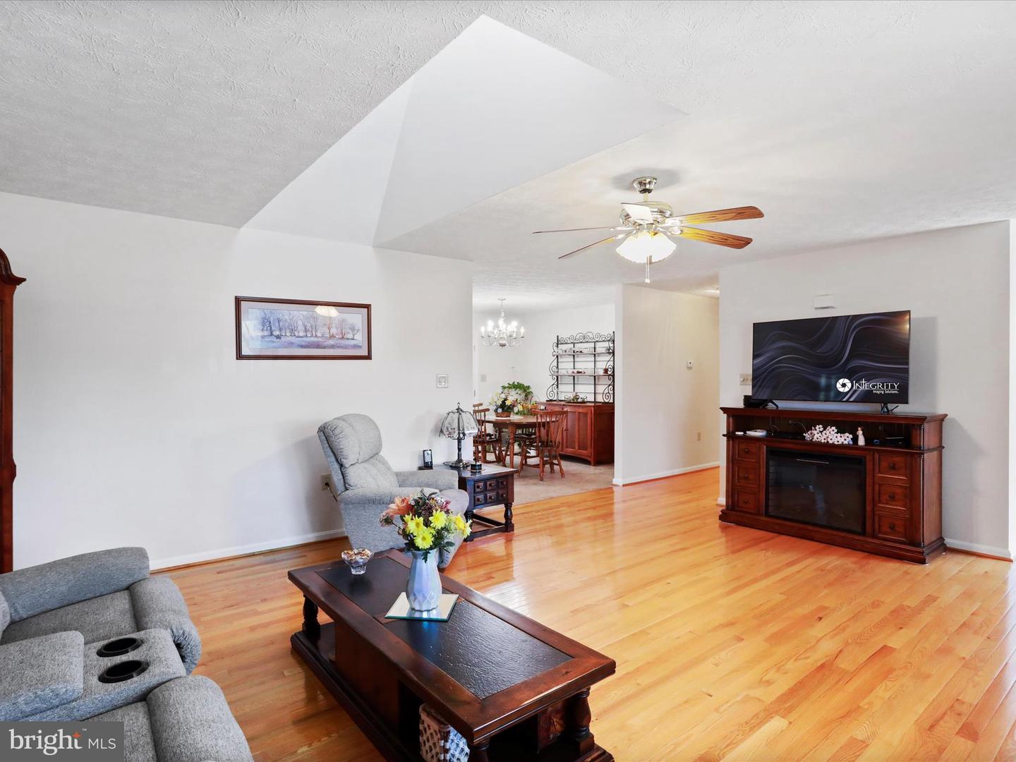 715 STONECREST DR, WOODSTOCK, Virginia 22664, 3 Bedrooms Bedrooms, ,2 BathroomsBathrooms,Residential,For sale,715 STONECREST DR,VASH2011472 MLS # VASH2011472
