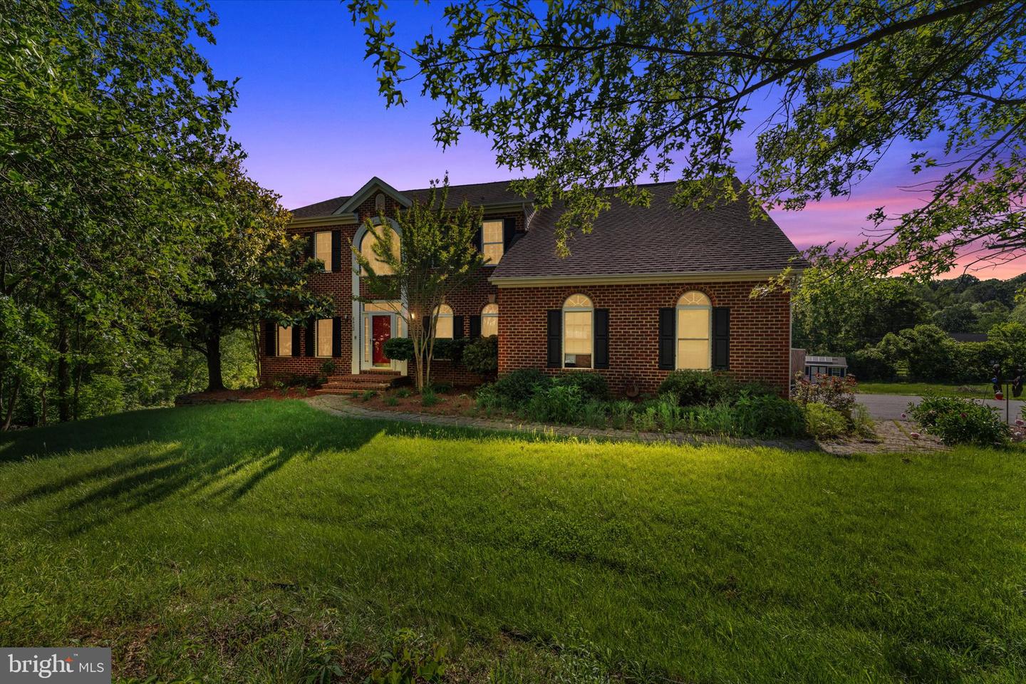 6422 VIEW CT, BROAD RUN, Virginia 20137, 5 Bedrooms Bedrooms, ,3 BathroomsBathrooms,Residential,For sale,6422 VIEW CT,VAFQ2016658 MLS # VAFQ2016658