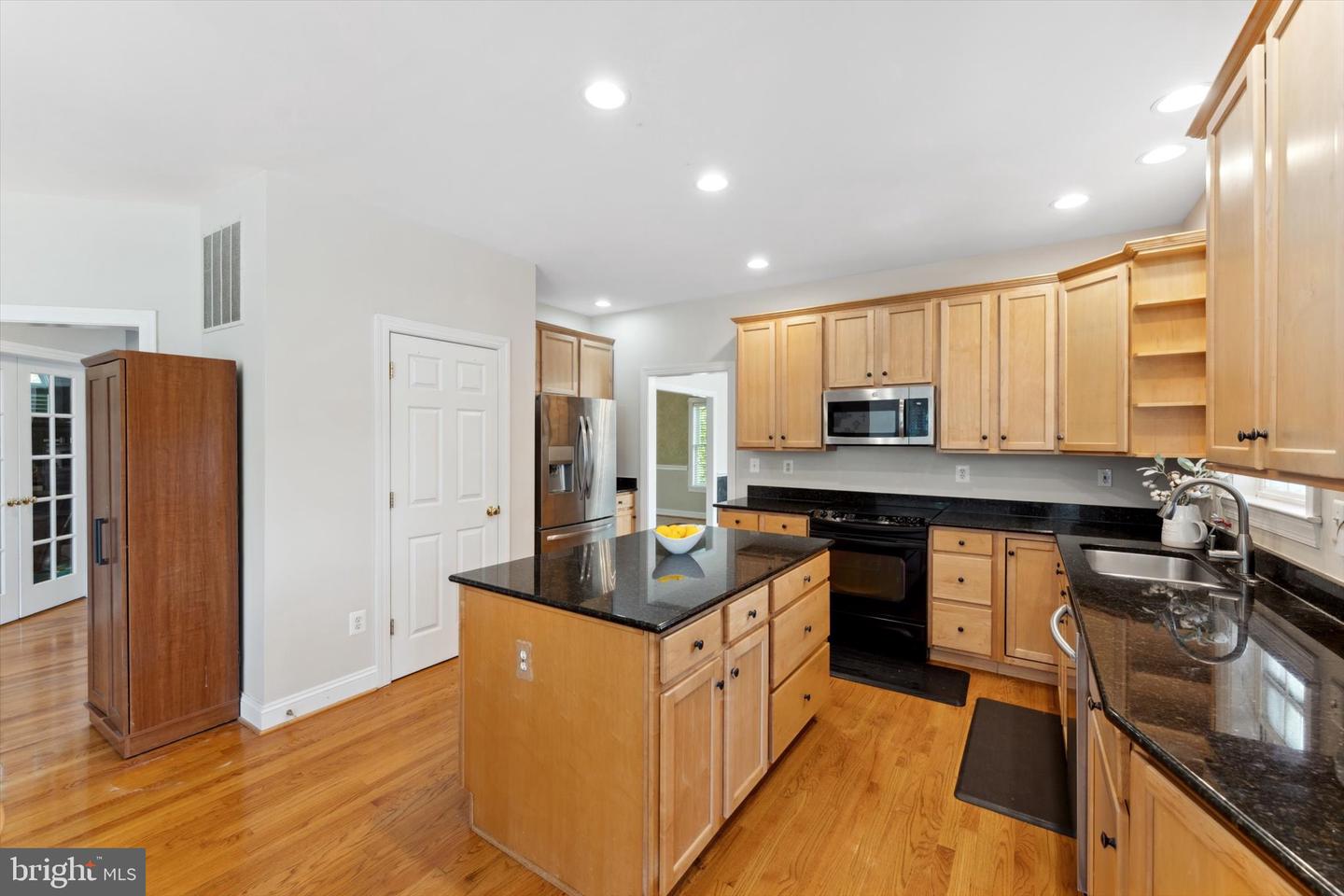 6422 VIEW CT, BROAD RUN, Virginia 20137, 5 Bedrooms Bedrooms, ,3 BathroomsBathrooms,Residential,For sale,6422 VIEW CT,VAFQ2016658 MLS # VAFQ2016658