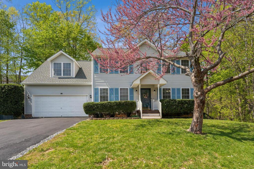 10108 CHESNEY DR, SPOTSYLVANIA, Virginia 22553, 4 Bedrooms Bedrooms, ,3 BathroomsBathrooms,Residential,10108 CHESNEY DR,VASP2032018 MLS # VASP2032018
