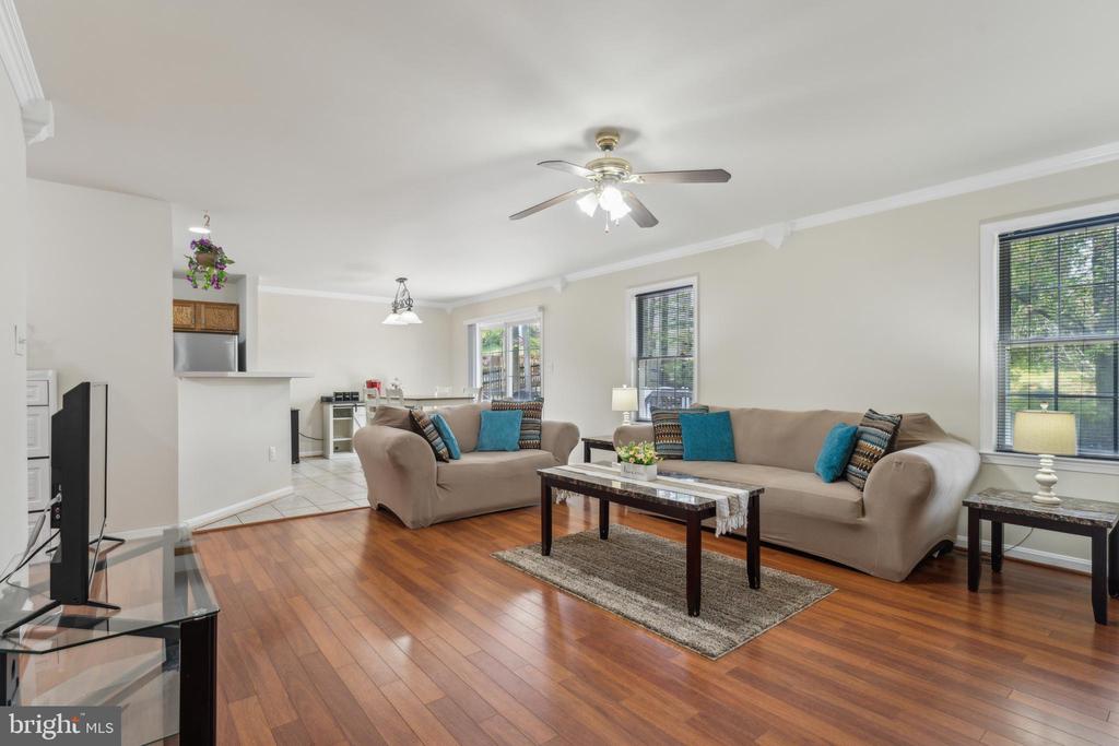 10108 CHESNEY DR, SPOTSYLVANIA, Virginia 22553, 4 Bedrooms Bedrooms, ,3 BathroomsBathrooms,Residential,10108 CHESNEY DR,VASP2032018 MLS # VASP2032018