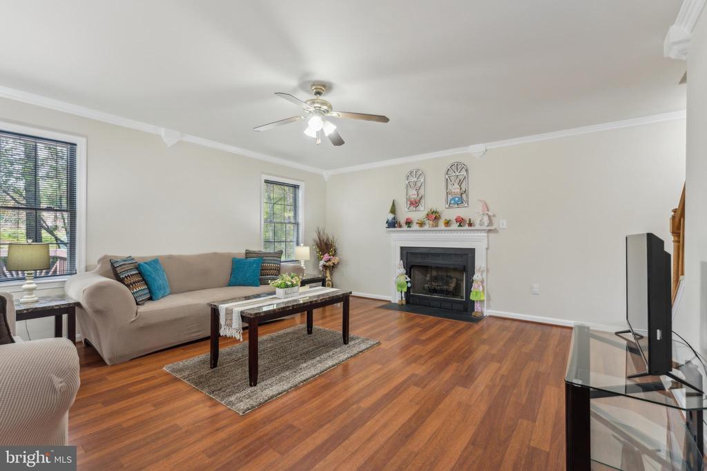 10108 CHESNEY DR, SPOTSYLVANIA, Virginia 22553, 4 Bedrooms Bedrooms, ,3 BathroomsBathrooms,Residential,10108 CHESNEY DR,VASP2032018 MLS # VASP2032018