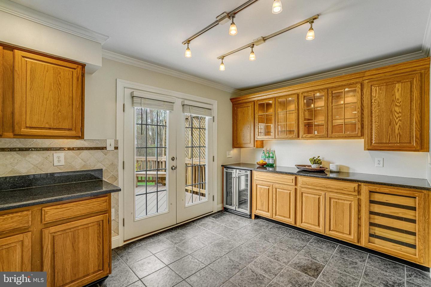 9391 PETER ROY CT, BURKE, Virginia 22015, 2 Bedrooms Bedrooms, 6 Rooms Rooms,2 BathroomsBathrooms,Residential,For sale,9391 PETER ROY CT,VAFX2241272 MLS # VAFX2241272