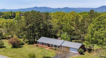 77 SUNSET DR, ARRINGTON, Virginia 22922, 3 Bedrooms Bedrooms, ,2 BathroomsBathrooms,Residential,For sale,77 SUNSET DR,664634 MLS # 664634