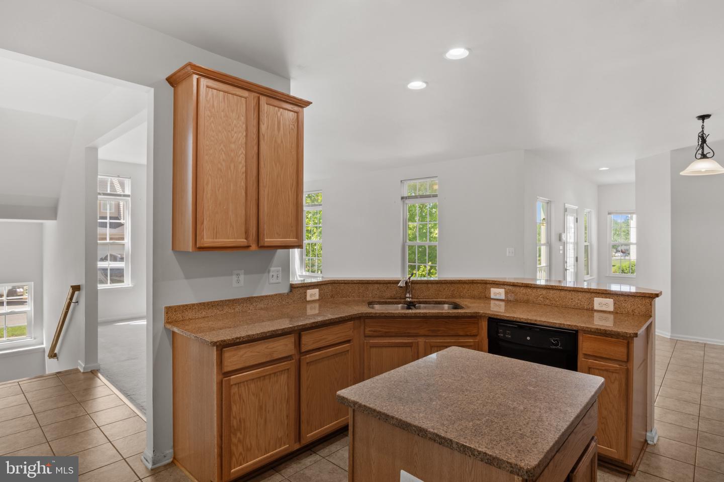 16874 REEF KNOT WAY, WOODBRIDGE, Virginia 22191, 4 Bedrooms Bedrooms, ,2 BathroomsBathrooms,Residential,For sale,16874 REEF KNOT WAY,VAPW2094948 MLS # VAPW2094948