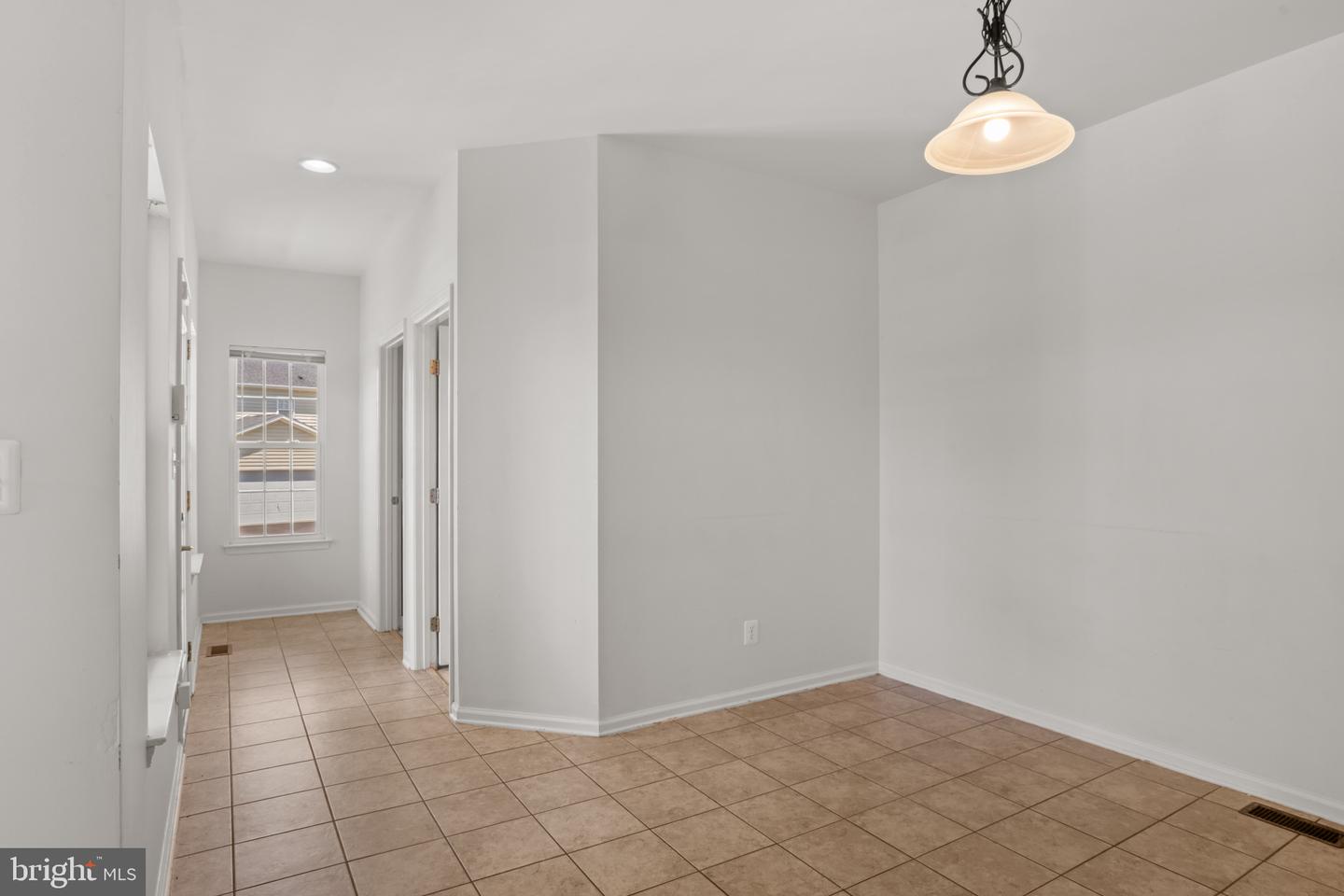 16874 REEF KNOT WAY, WOODBRIDGE, Virginia 22191, 4 Bedrooms Bedrooms, ,2 BathroomsBathrooms,Residential,For sale,16874 REEF KNOT WAY,VAPW2094948 MLS # VAPW2094948