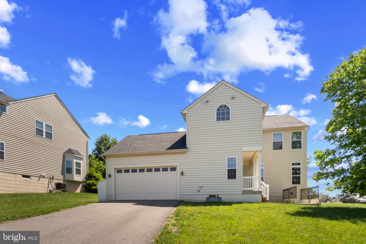 16874 REEF KNOT WAY, WOODBRIDGE, Virginia 22191, 4 Bedrooms Bedrooms, ,2 BathroomsBathrooms,Residential,For sale,16874 REEF KNOT WAY,VAPW2094948 MLS # VAPW2094948