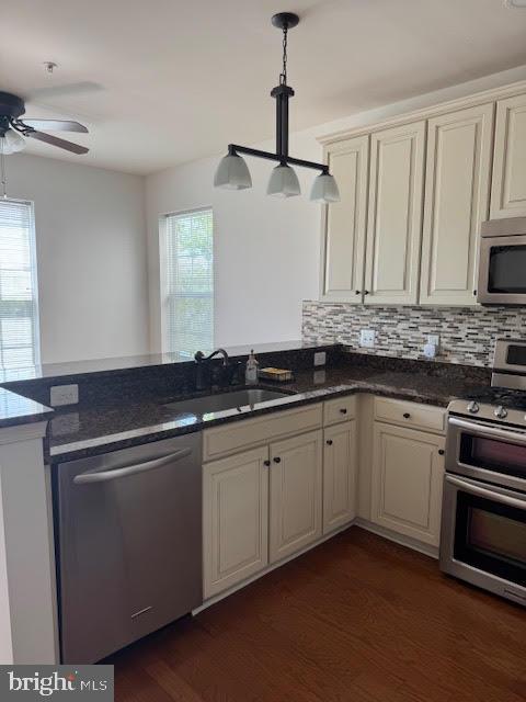 9200 CHARLESTON DR #207, MANASSAS, Virginia 20110, 3 Bedrooms Bedrooms, ,2 BathroomsBathrooms,Residential,For sale,9200 CHARLESTON DR #207,VAMN2008352 MLS # VAMN2008352