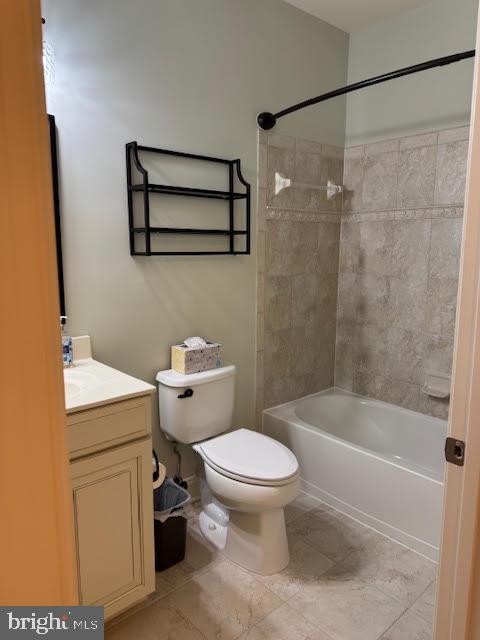 9200 CHARLESTON DR #207, MANASSAS, Virginia 20110, 3 Bedrooms Bedrooms, ,2 BathroomsBathrooms,Residential,For sale,9200 CHARLESTON DR #207,VAMN2008352 MLS # VAMN2008352