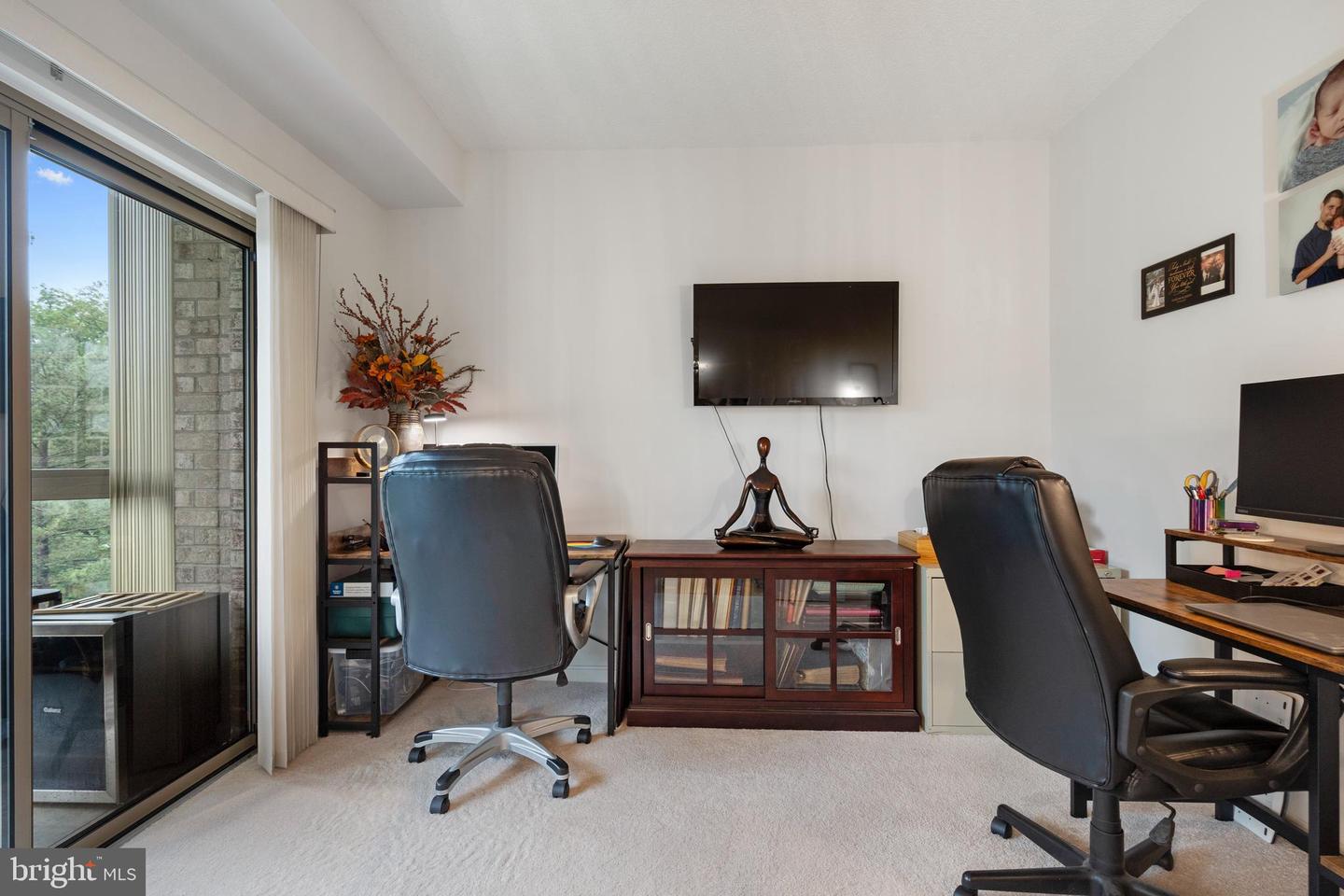 19375 CYPRESS RIDGE TER #206, LEESBURG, Virginia 20176, 2 Bedrooms Bedrooms, ,2 BathroomsBathrooms,Residential,For sale,19375 CYPRESS RIDGE TER #206,VALO2097262 MLS # VALO2097262