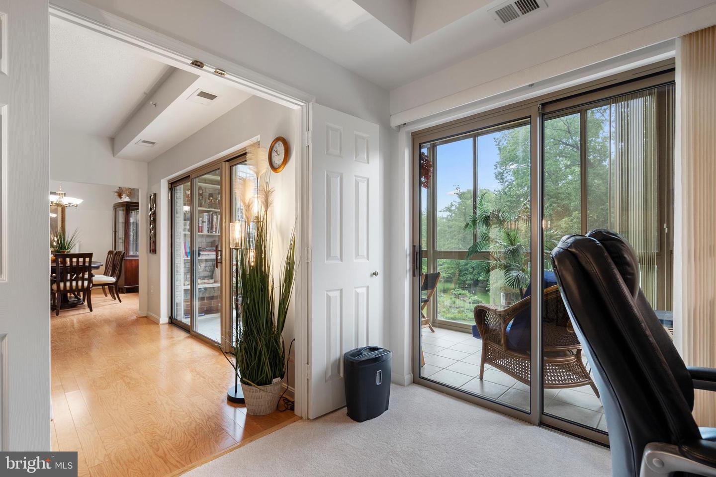 19375 CYPRESS RIDGE TER #206, LEESBURG, Virginia 20176, 2 Bedrooms Bedrooms, ,2 BathroomsBathrooms,Residential,For sale,19375 CYPRESS RIDGE TER #206,VALO2097262 MLS # VALO2097262