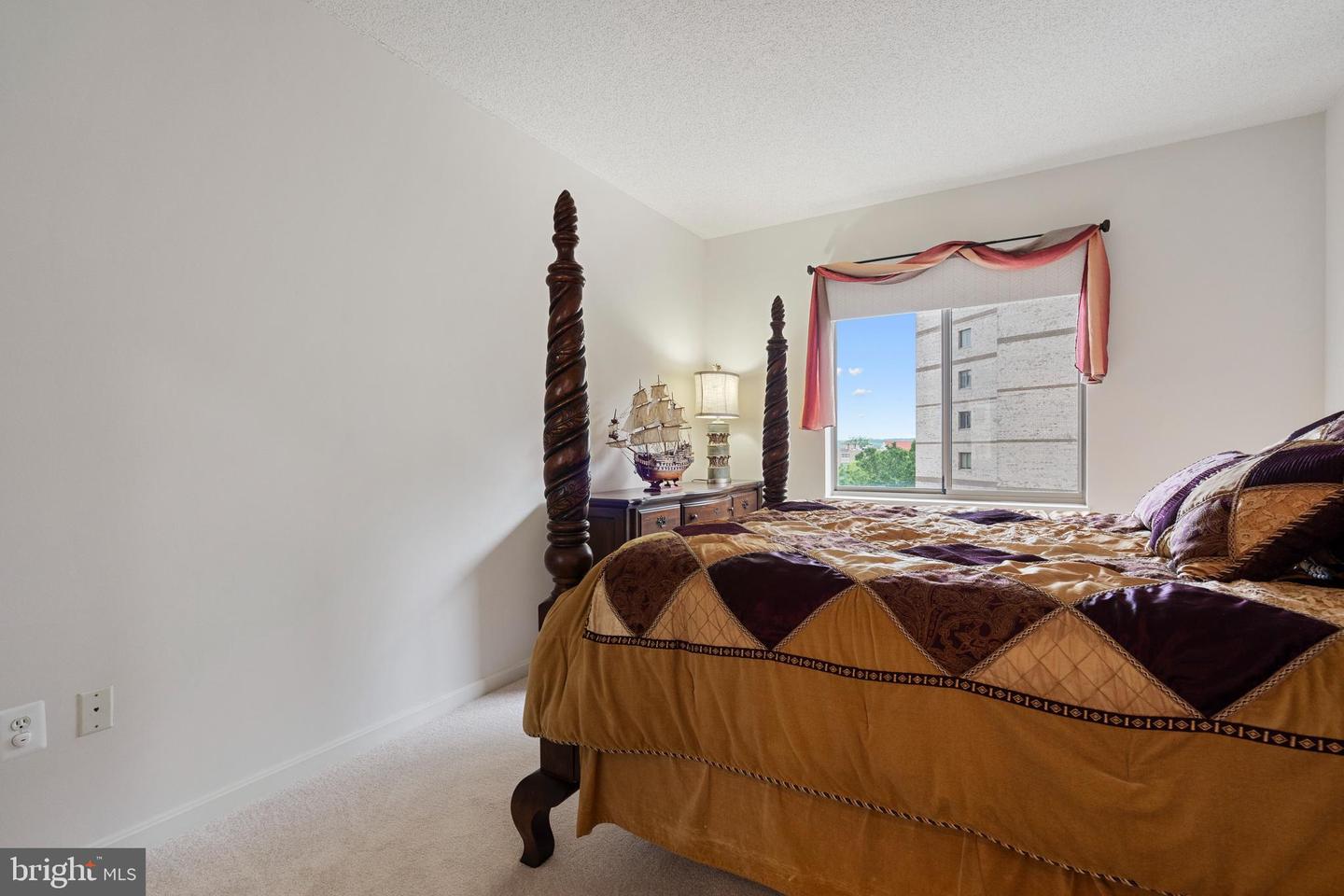 19375 CYPRESS RIDGE TER #206, LEESBURG, Virginia 20176, 2 Bedrooms Bedrooms, ,2 BathroomsBathrooms,Residential,For sale,19375 CYPRESS RIDGE TER #206,VALO2097262 MLS # VALO2097262