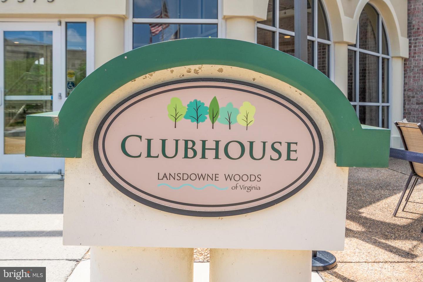 19375 CYPRESS RIDGE TER #206, LEESBURG, Virginia 20176, 2 Bedrooms Bedrooms, ,2 BathroomsBathrooms,Residential,For sale,19375 CYPRESS RIDGE TER #206,VALO2097262 MLS # VALO2097262