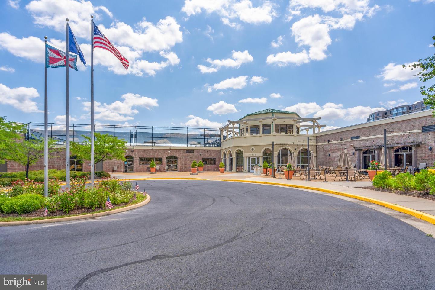 19375 CYPRESS RIDGE TER #206, LEESBURG, Virginia 20176, 2 Bedrooms Bedrooms, ,2 BathroomsBathrooms,Residential,For sale,19375 CYPRESS RIDGE TER #206,VALO2097262 MLS # VALO2097262