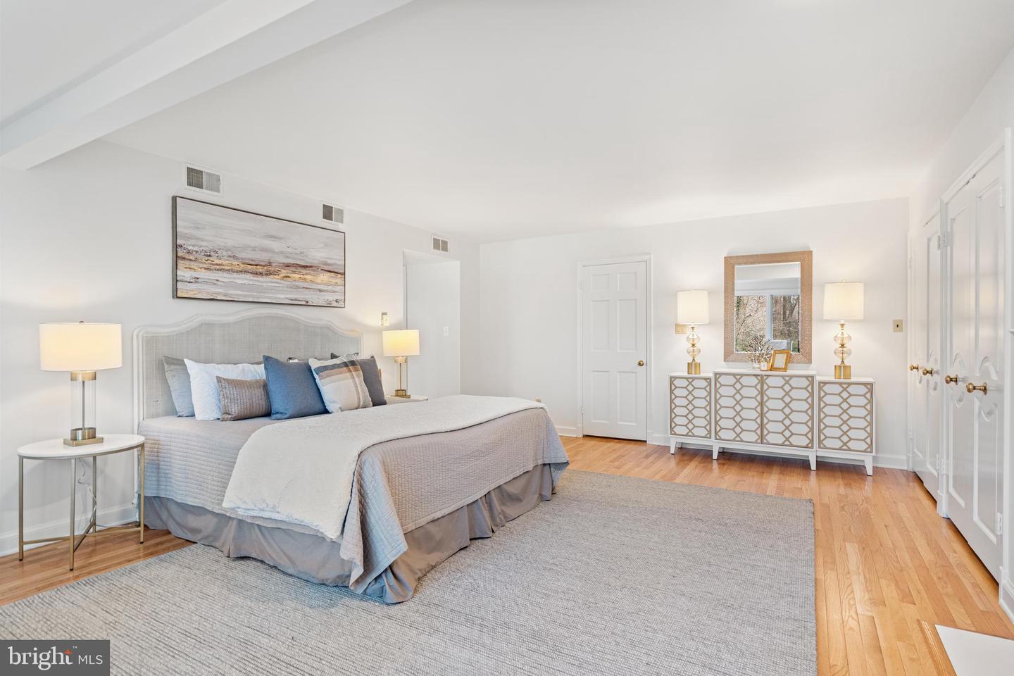710 BELGROVE RD, MCLEAN, Virginia 22101, 5 Bedrooms Bedrooms, ,5 BathroomsBathrooms,Residential,For sale,710 BELGROVE RD,VAFX2242030 MLS # VAFX2242030