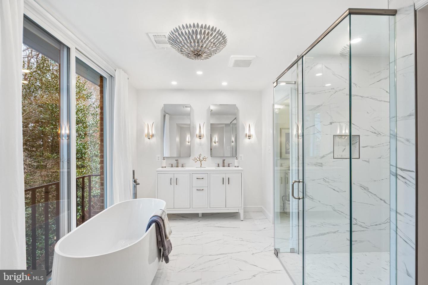 710 BELGROVE RD, MCLEAN, Virginia 22101, 5 Bedrooms Bedrooms, ,5 BathroomsBathrooms,Residential,For sale,710 BELGROVE RD,VAFX2242030 MLS # VAFX2242030