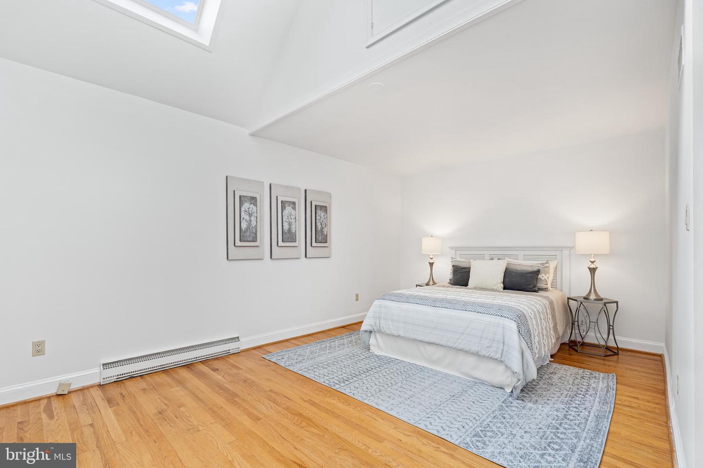 710 BELGROVE RD, MCLEAN, Virginia 22101, 5 Bedrooms Bedrooms, ,5 BathroomsBathrooms,Residential,For sale,710 BELGROVE RD,VAFX2242030 MLS # VAFX2242030