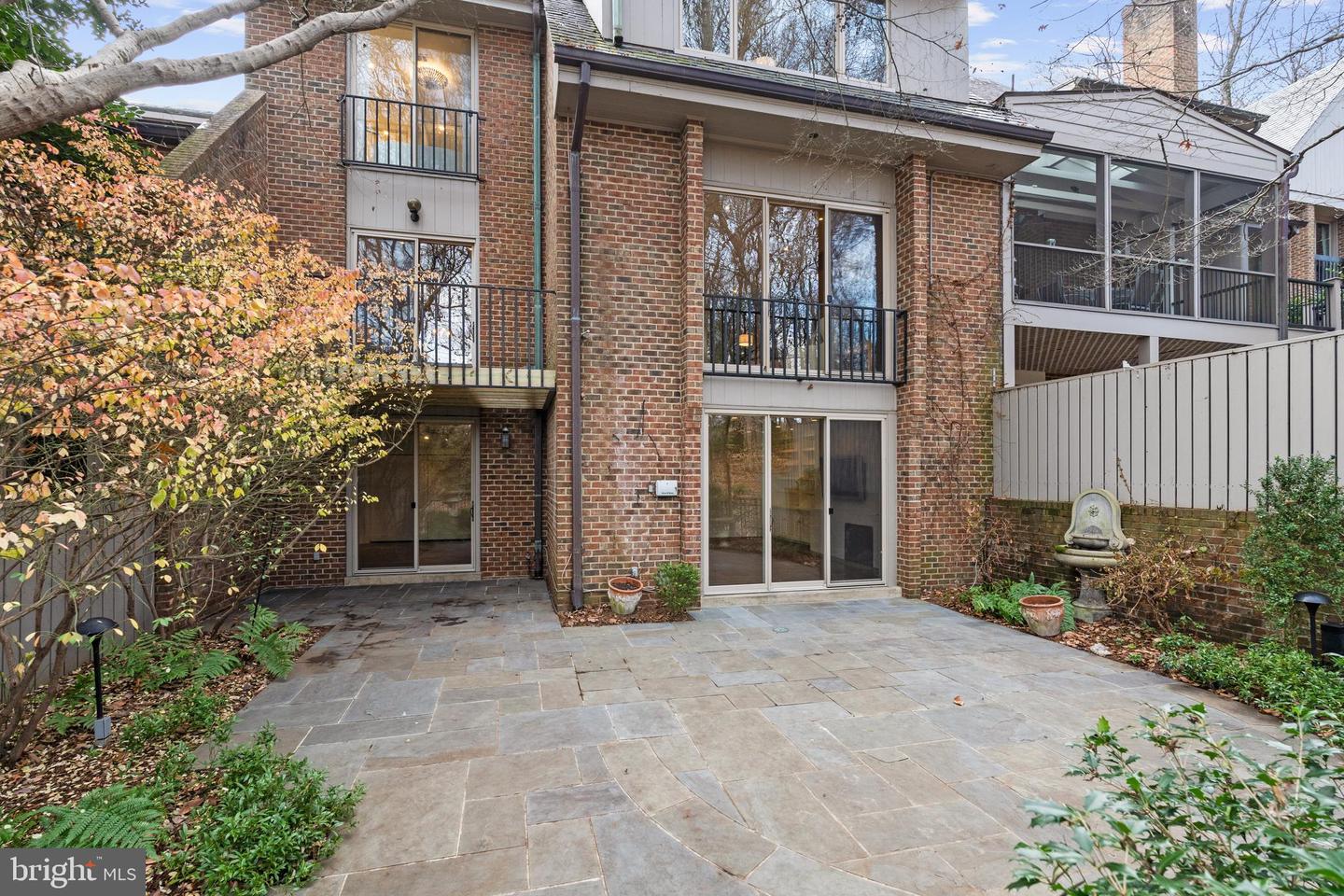 710 BELGROVE RD, MCLEAN, Virginia 22101, 5 Bedrooms Bedrooms, ,5 BathroomsBathrooms,Residential,For sale,710 BELGROVE RD,VAFX2242030 MLS # VAFX2242030