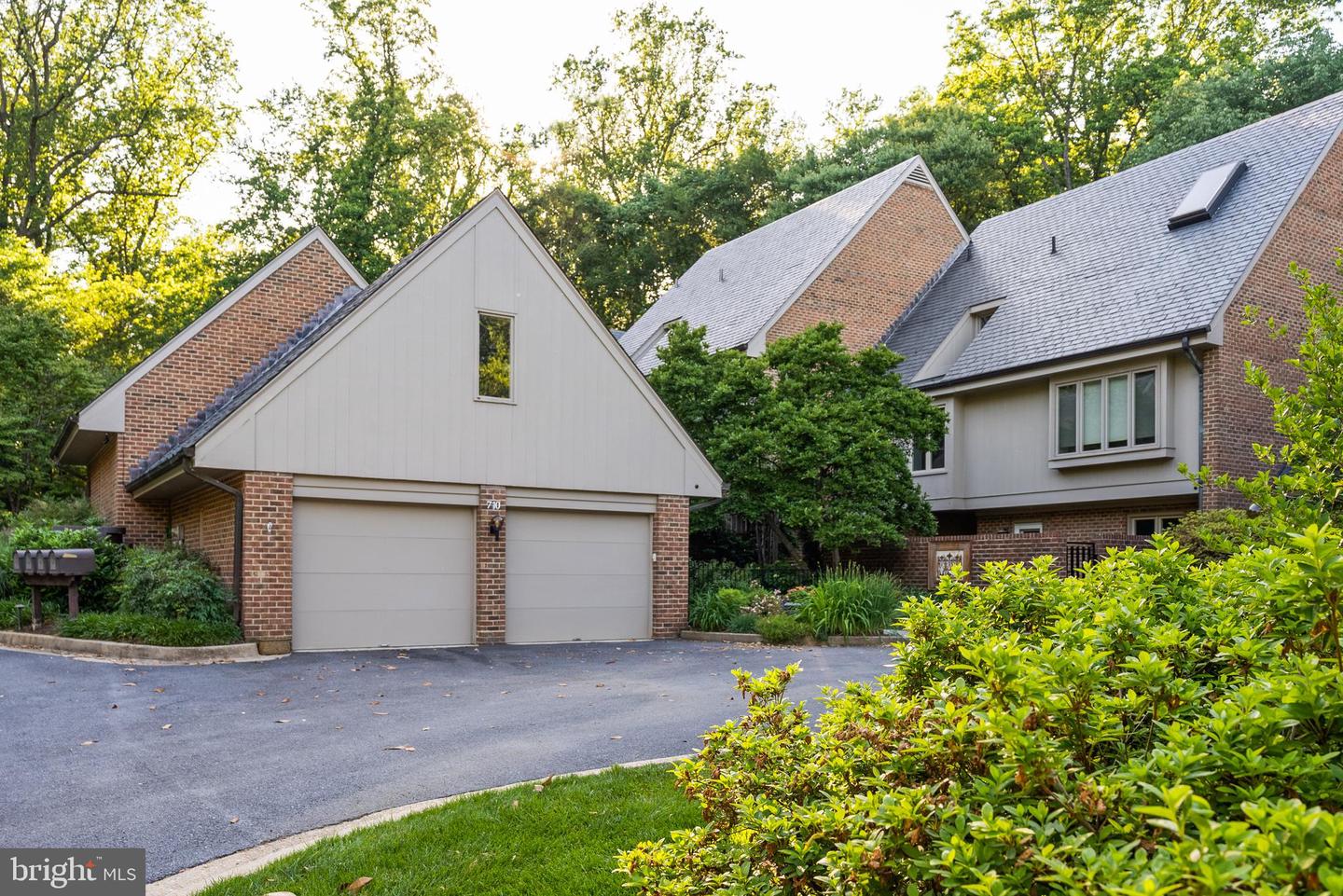 710 BELGROVE RD, MCLEAN, Virginia 22101, 5 Bedrooms Bedrooms, ,5 BathroomsBathrooms,Residential,For sale,710 BELGROVE RD,VAFX2242030 MLS # VAFX2242030