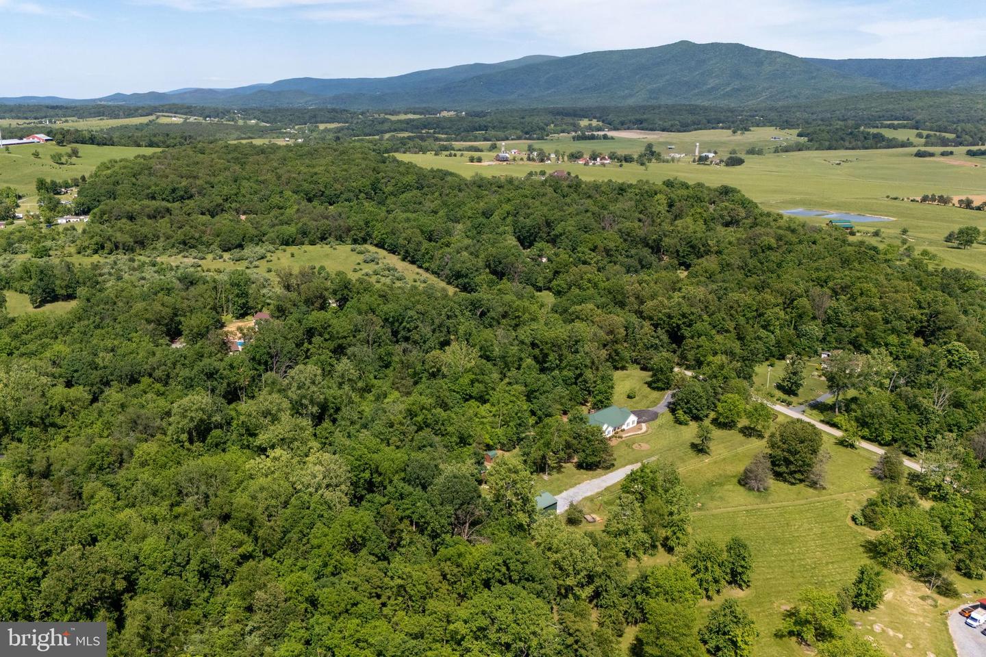 499 MONT VIEW LN, LURAY, Virginia 22835, 4 Bedrooms Bedrooms, ,3 BathroomsBathrooms,Residential,For sale,499 MONT VIEW LN,VAPA2004936 MLS # VAPA2004936