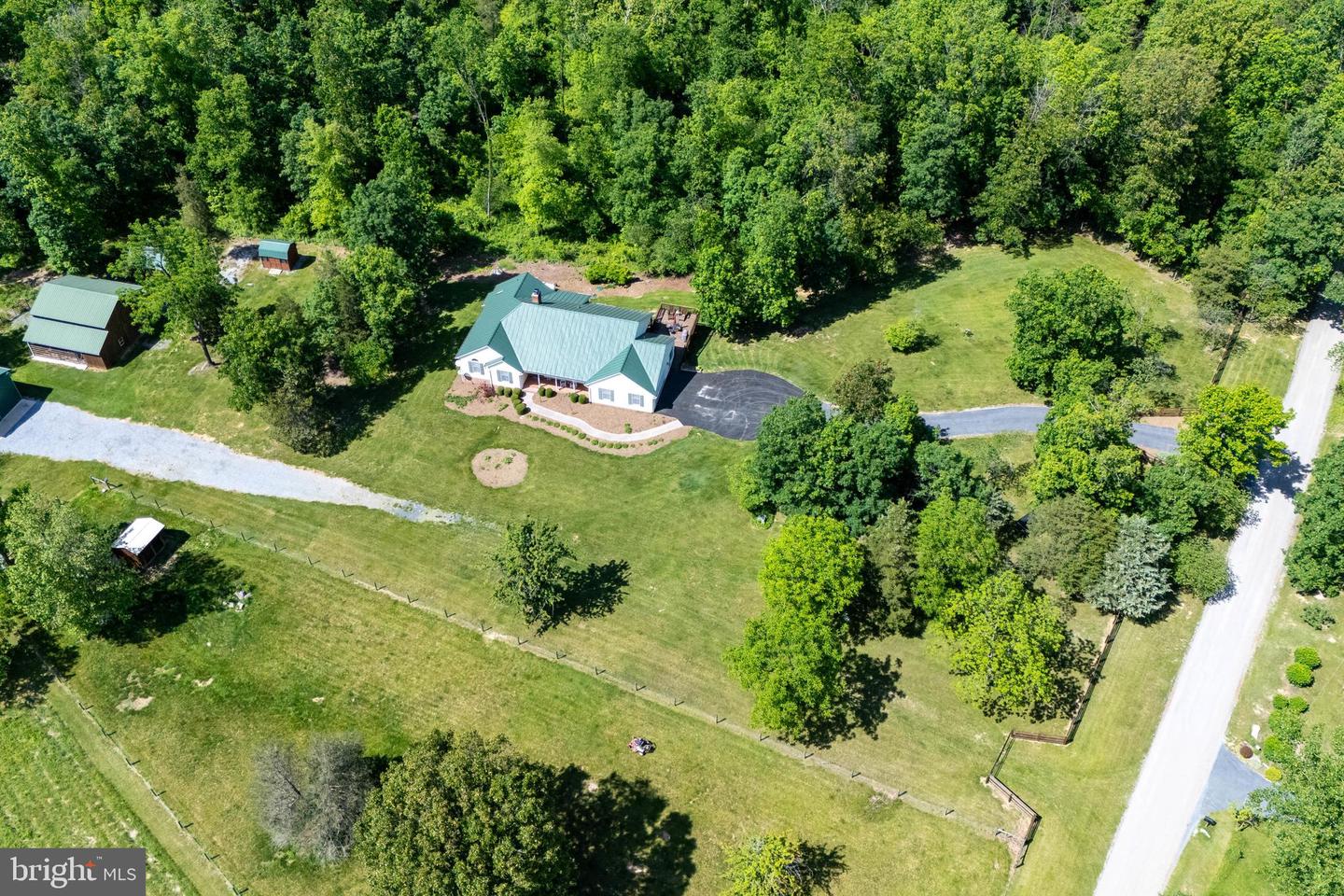499 MONT VIEW LN, LURAY, Virginia 22835, 4 Bedrooms Bedrooms, ,3 BathroomsBathrooms,Residential,For sale,499 MONT VIEW LN,VAPA2004936 MLS # VAPA2004936
