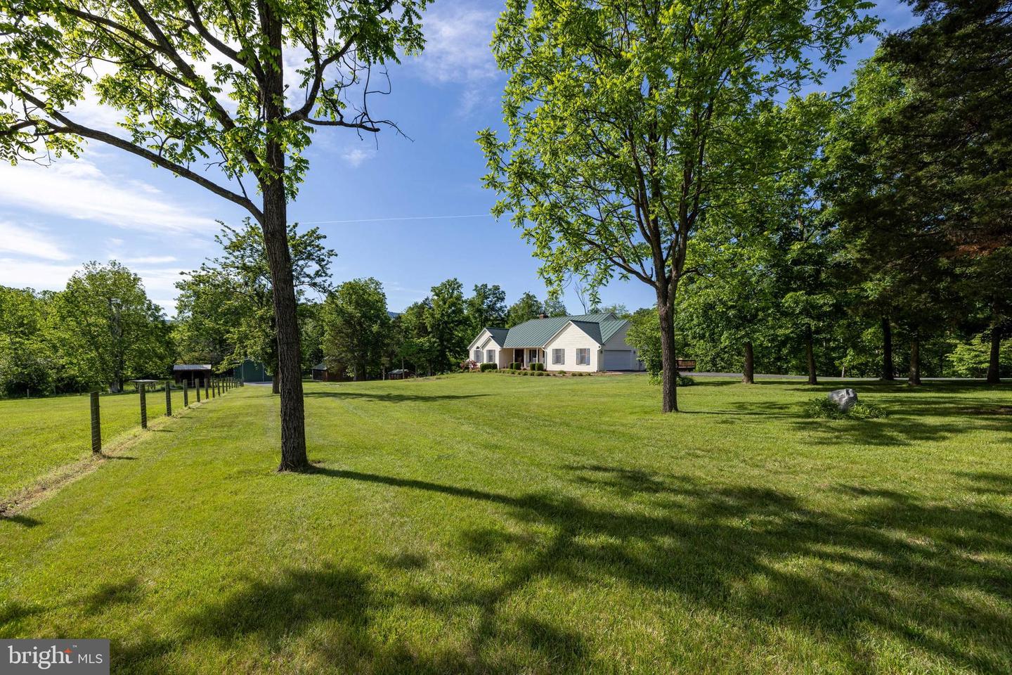 499 MONT VIEW LN, LURAY, Virginia 22835, 4 Bedrooms Bedrooms, ,3 BathroomsBathrooms,Residential,For sale,499 MONT VIEW LN,VAPA2004936 MLS # VAPA2004936
