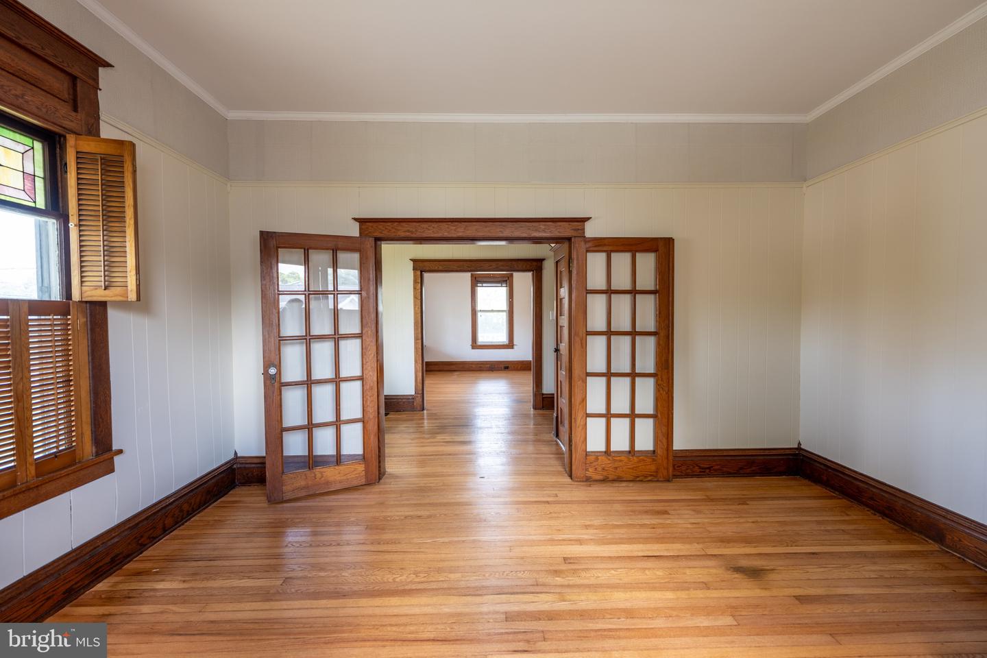 89 MAIN ST N, KILMARNOCK, Virginia 22482, 4 Bedrooms Bedrooms, 8 Rooms Rooms,2 BathroomsBathrooms,Residential,For sale,89 MAIN ST N,VALV2000812 MLS # VALV2000812