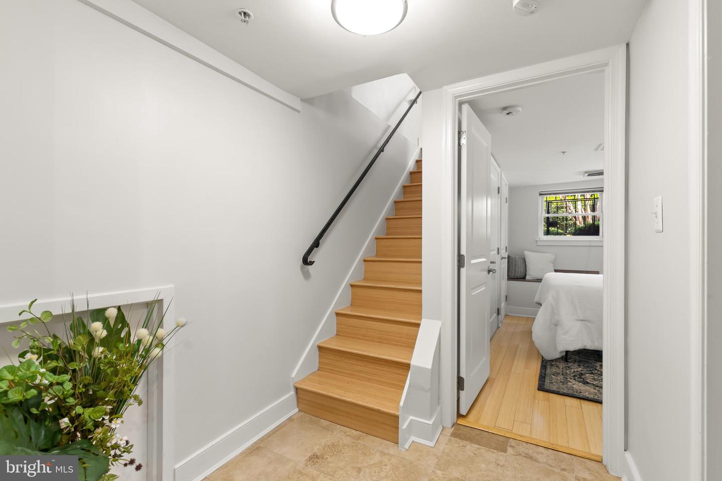 1108 COLUMBIA RD NW #101, WASHINGTON, District Of Columbia 20009, 2 Bedrooms Bedrooms, ,1 BathroomBathrooms,Residential,For sale,1108 COLUMBIA RD NW #101,DCDC2201788 MLS # DCDC2201788