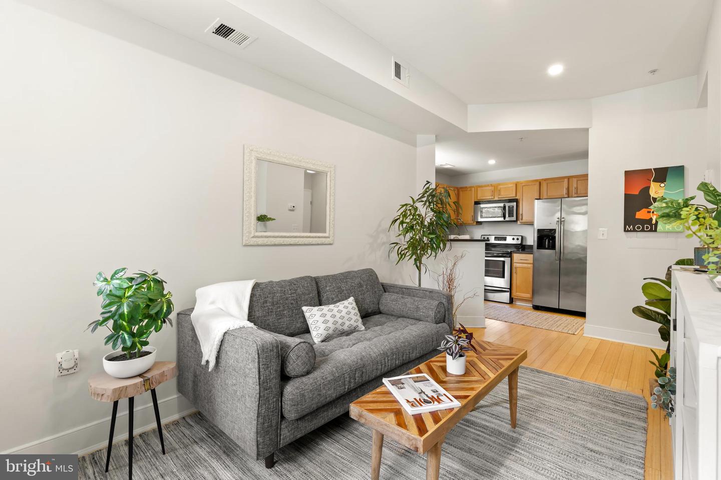 1108 COLUMBIA RD NW #101, WASHINGTON, District Of Columbia 20009, 2 Bedrooms Bedrooms, ,1 BathroomBathrooms,Residential,For sale,1108 COLUMBIA RD NW #101,DCDC2201788 MLS # DCDC2201788