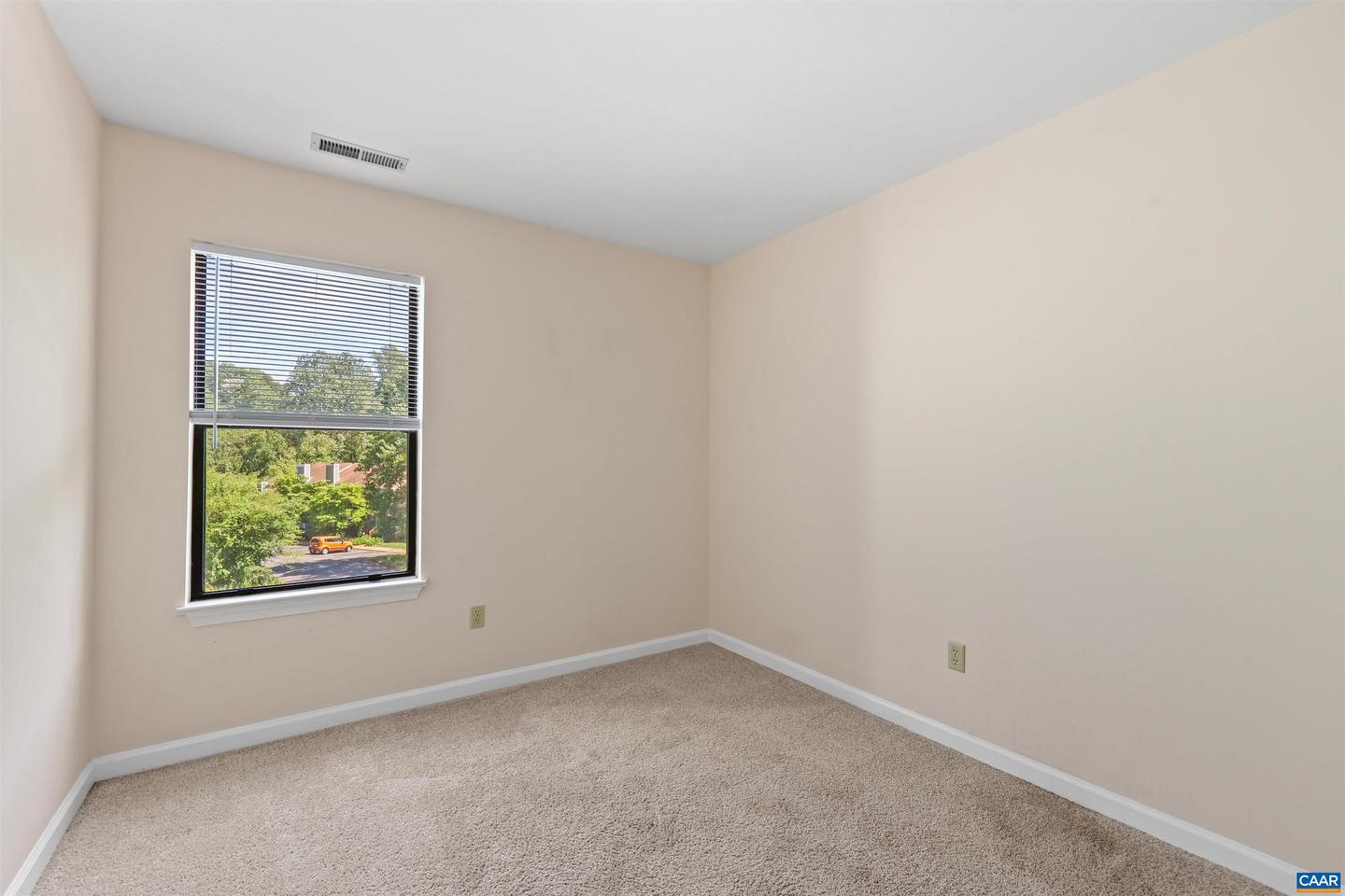 903 STONEHENGE RD, CHARLOTTESVILLE, Virginia 22901, 3 Bedrooms Bedrooms, ,3 BathroomsBathrooms,Residential,For sale,903 STONEHENGE RD,664792 MLS # 664792