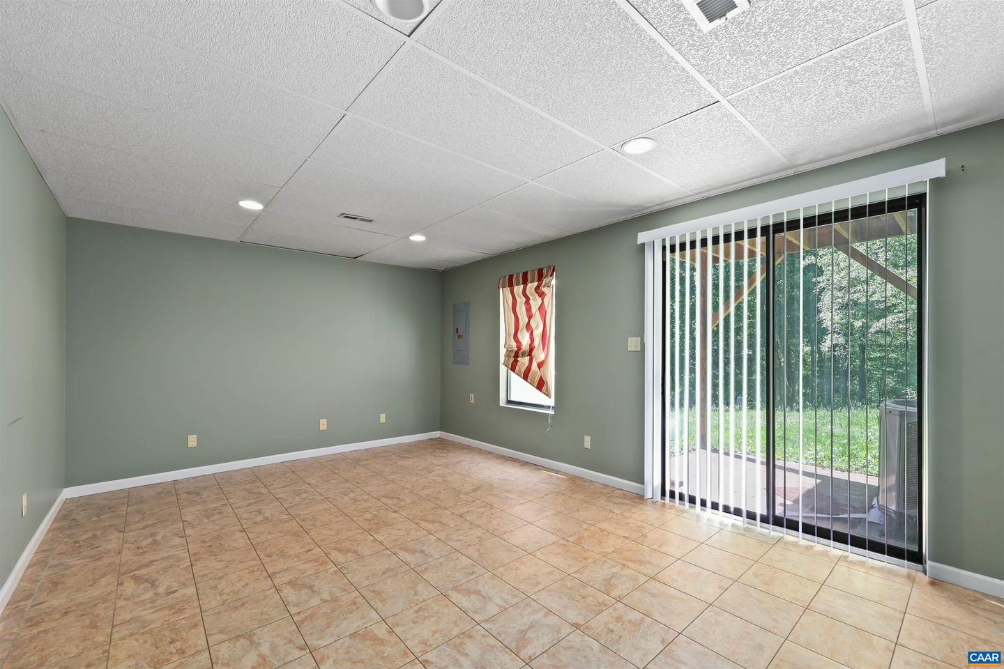 903 STONEHENGE RD, CHARLOTTESVILLE, Virginia 22901, 3 Bedrooms Bedrooms, ,3 BathroomsBathrooms,Residential,For sale,903 STONEHENGE RD,664792 MLS # 664792