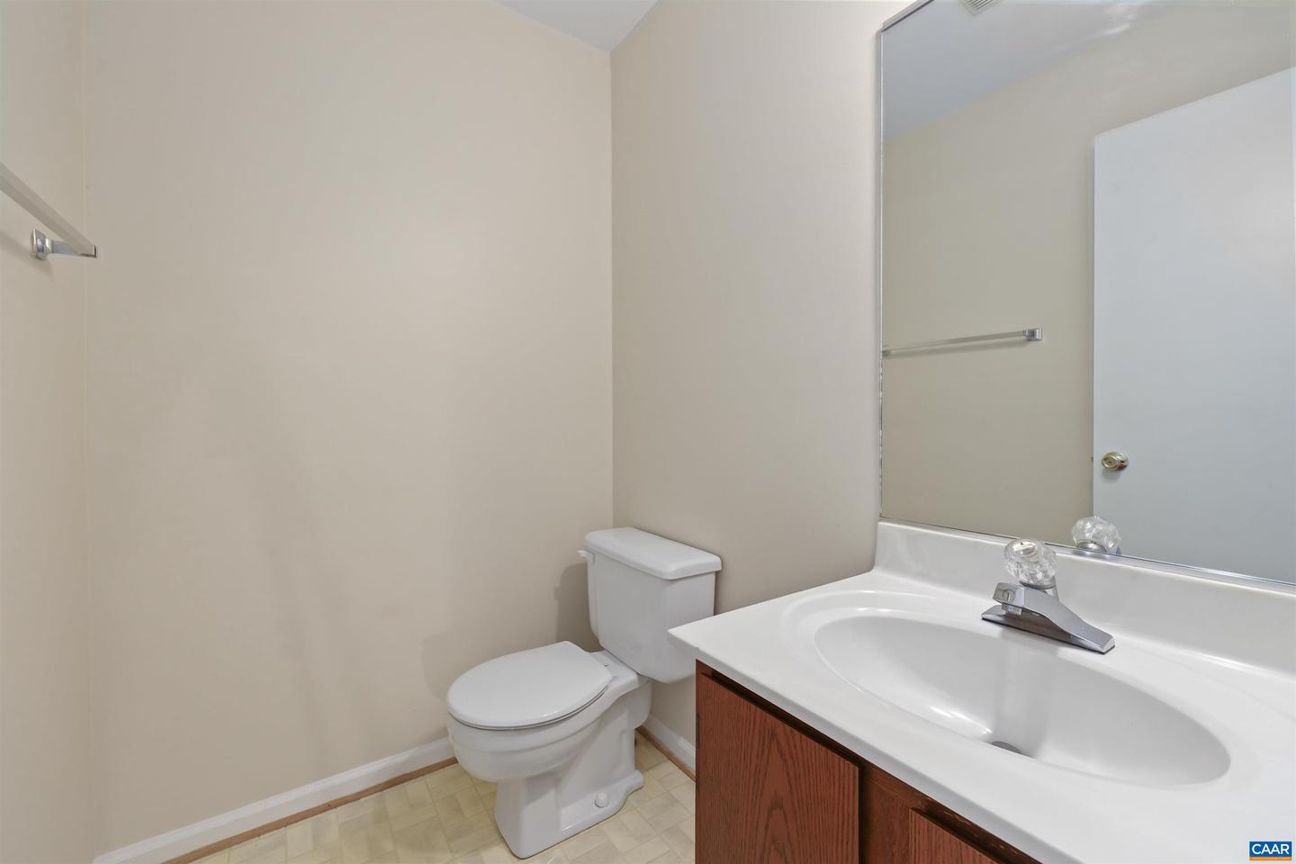 903 STONEHENGE RD, CHARLOTTESVILLE, Virginia 22901, 3 Bedrooms Bedrooms, ,3 BathroomsBathrooms,Residential,For sale,903 STONEHENGE RD,664792 MLS # 664792