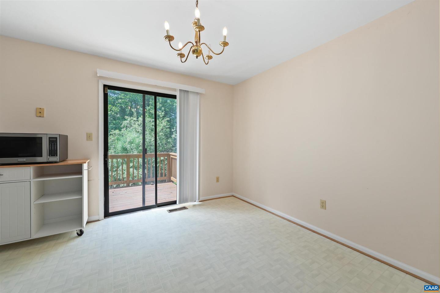 903 STONEHENGE RD, CHARLOTTESVILLE, Virginia 22901, 3 Bedrooms Bedrooms, ,3 BathroomsBathrooms,Residential,For sale,903 STONEHENGE RD,664792 MLS # 664792