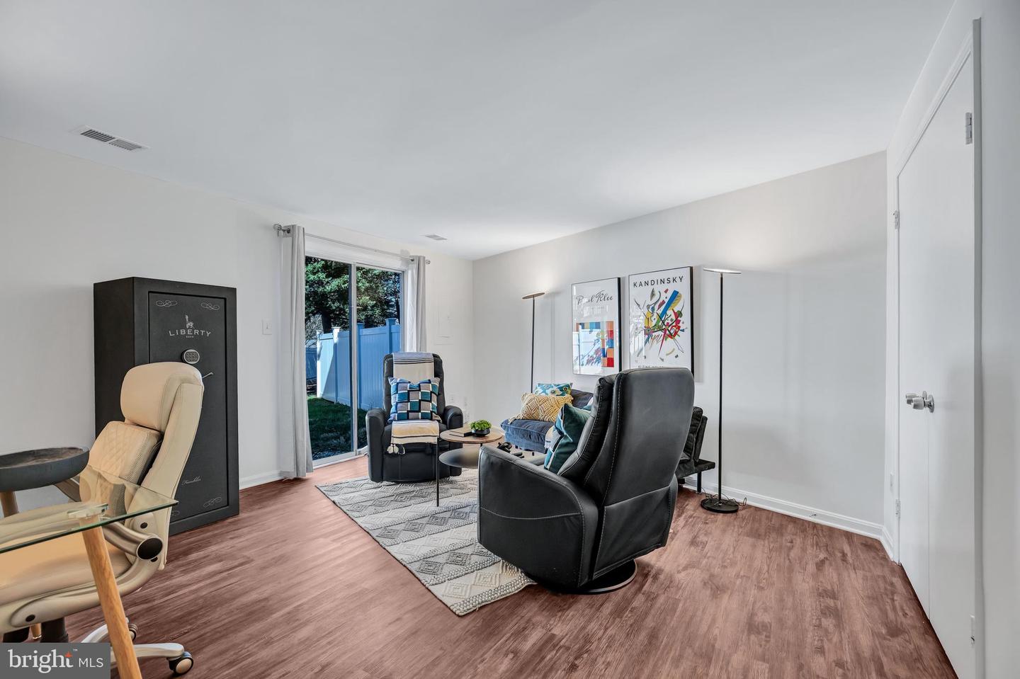 6190 LITTLE VALLEY WAY, ALEXANDRIA, Virginia 22310, 2 Bedrooms Bedrooms, ,2 BathroomsBathrooms,Residential,For sale,6190 LITTLE VALLEY WAY,VAFX2242392 MLS # VAFX2242392