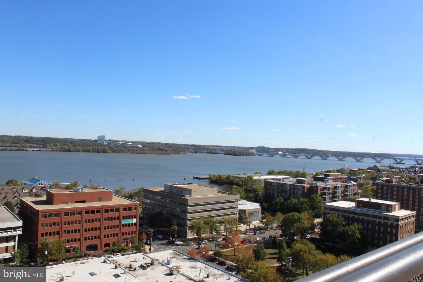801 N PITT ST N #1206, ALEXANDRIA, Virginia 22314, 1 Bedroom Bedrooms, ,1 BathroomBathrooms,Residential,For sale,801 N PITT ST N #1206,VAAX2045586 MLS # VAAX2045586